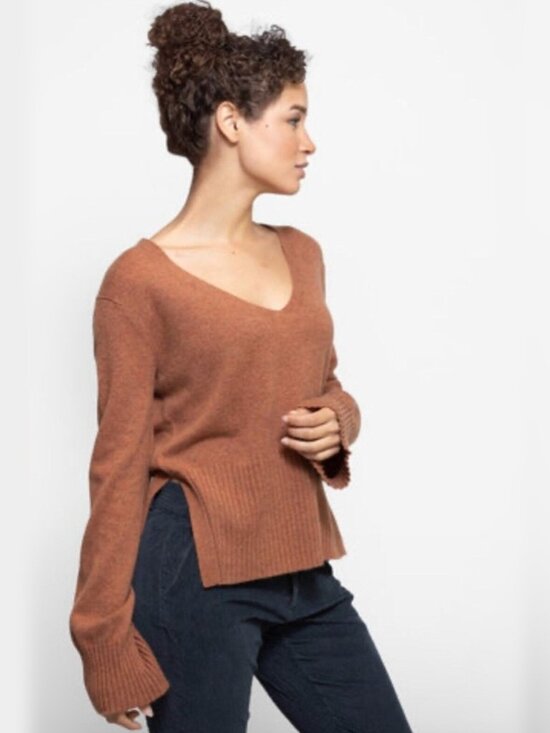 INHABIT 100% Cashmere Drapey V Neck Oversized Sweater Size XS - Picture 2 of 6